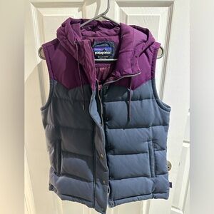 Women’s Patagonia hooded vest, grey purple, size medium